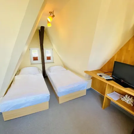 Ferienhaus Seehase 펜션 니엔하겐